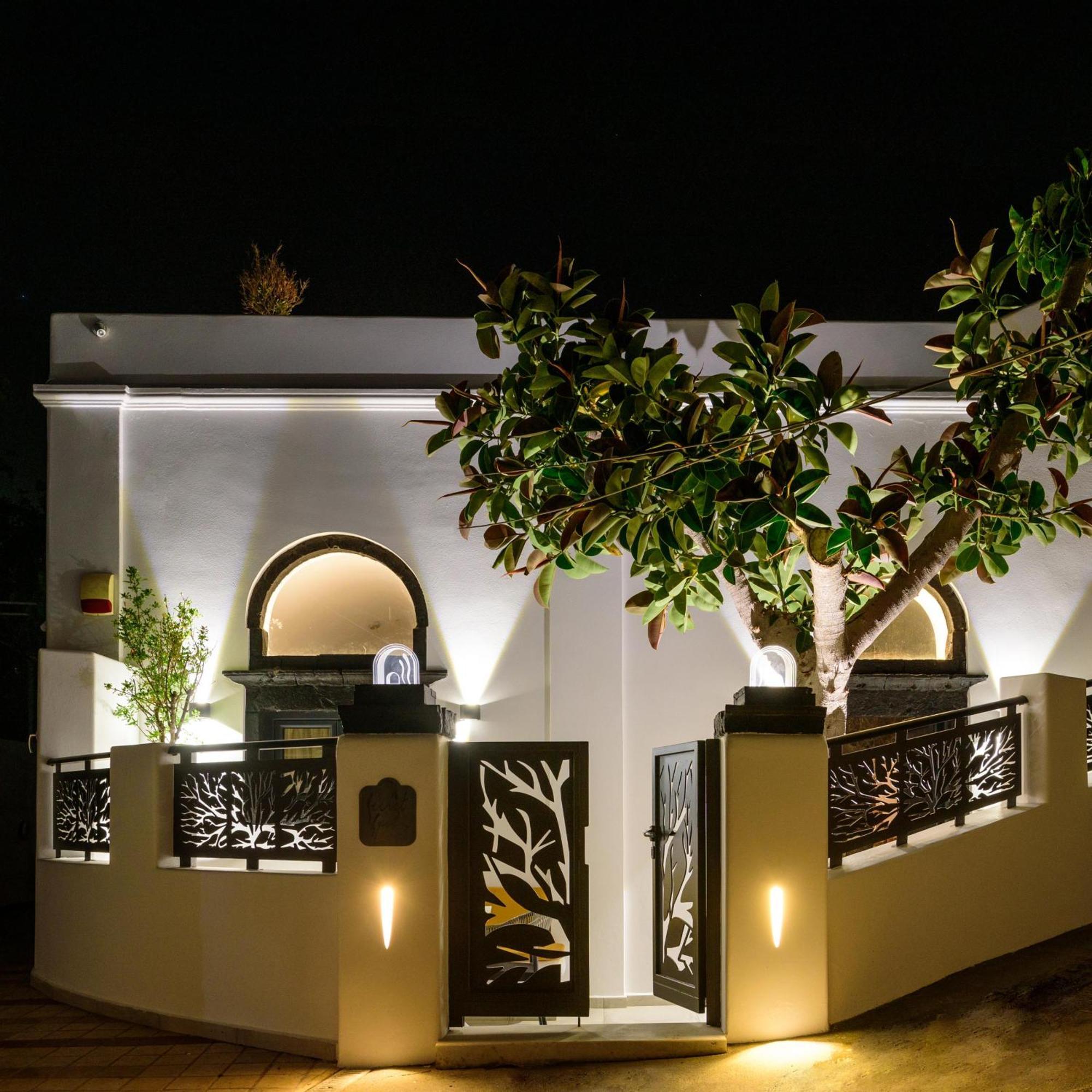 Secret Spot Luxury Villa Fira  Zewnętrze zdjęcie
