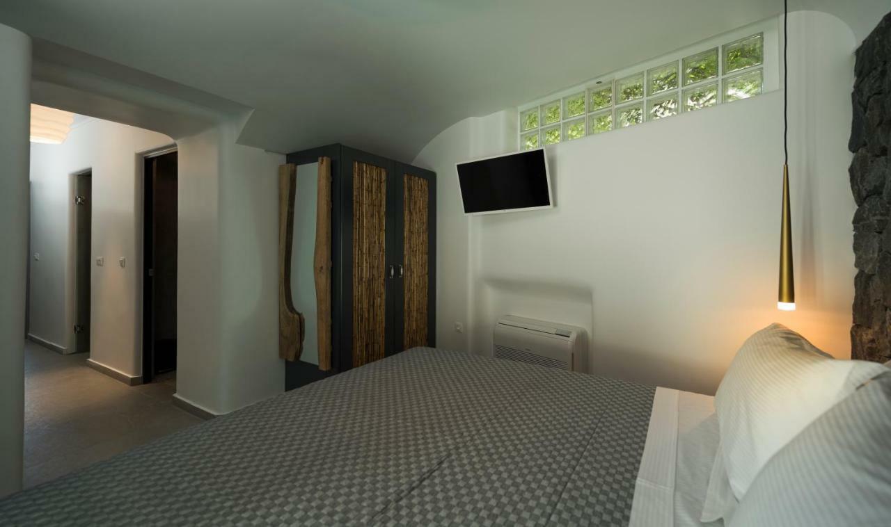 Secret Spot Luxury Villa Fira  Zewnętrze zdjęcie