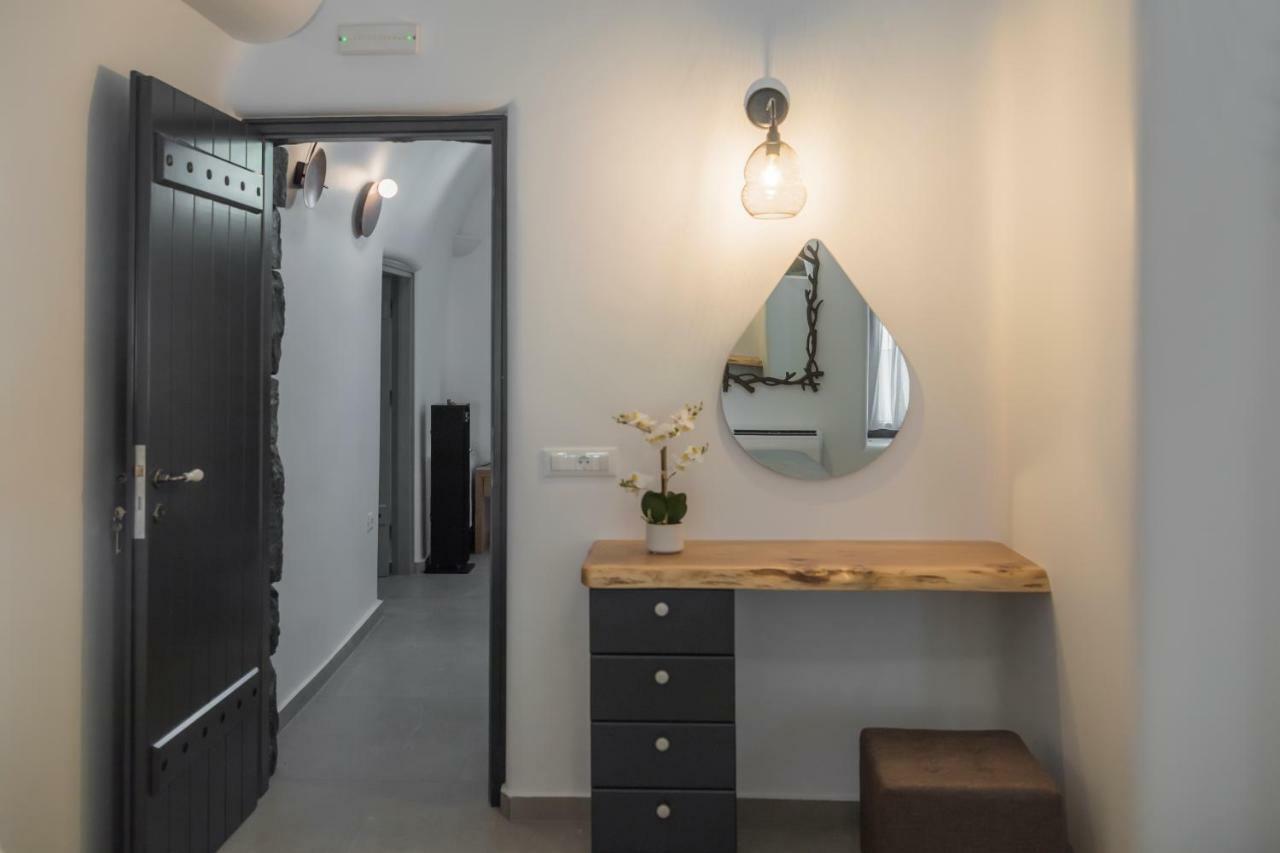 Secret Spot Luxury Villa Fira  Zewnętrze zdjęcie